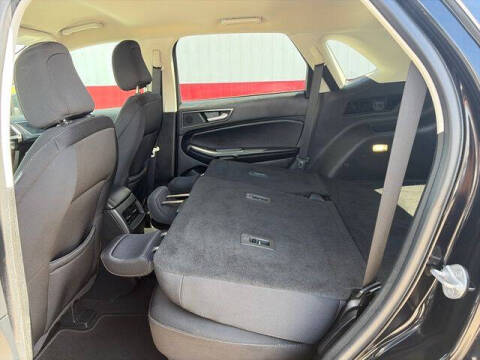 2022 Ford Edge SE