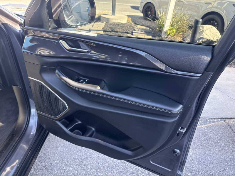 2021 Jeep Grand Cherokee L Altitude