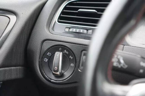 2016 Volkswagen Golf GTI