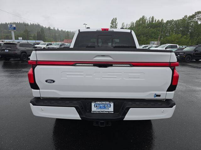 2025 Ford F-150 Lightning Lariat