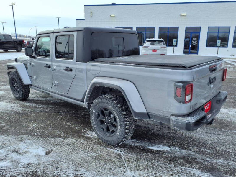 2021 Jeep Gladiator Willys