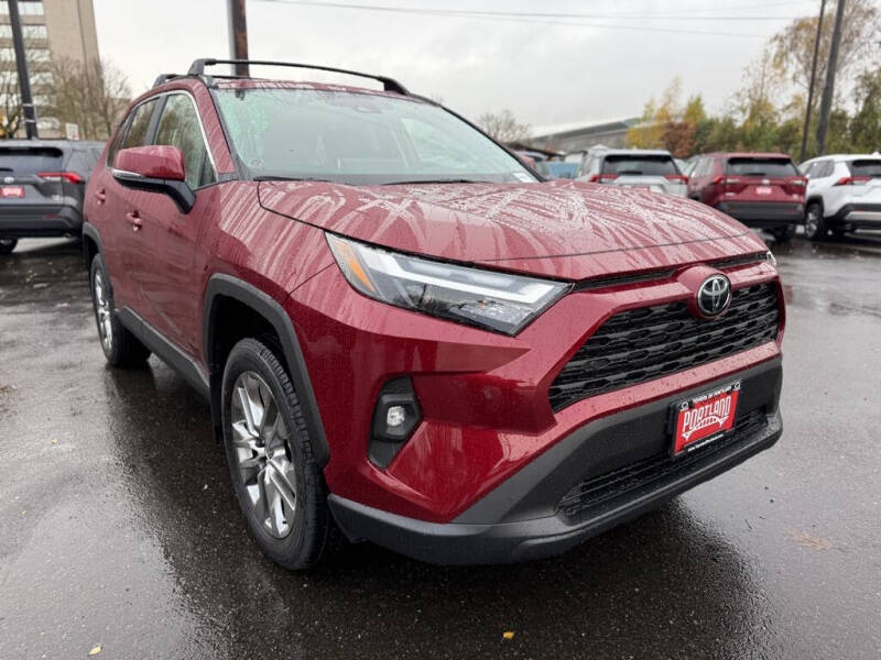 2025 Toyota RAV4 XLE Premium