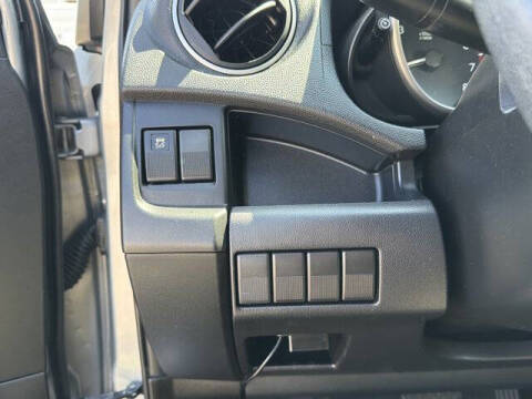 2012 Mazda MAZDA5 Sport
