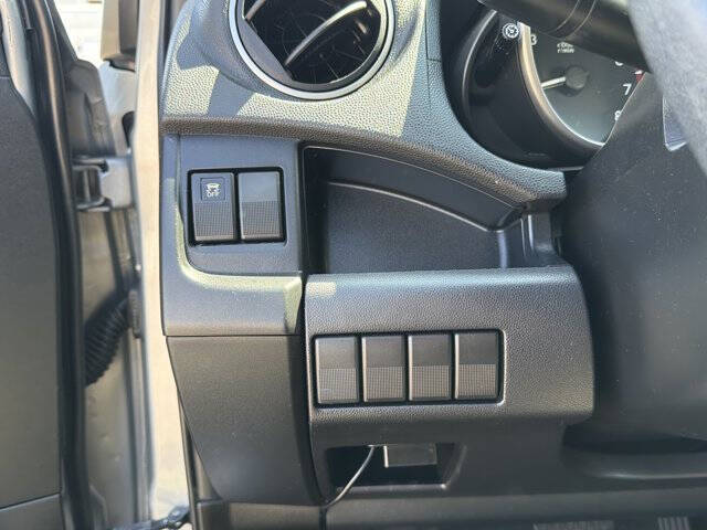 2012 Mazda MAZDA5 Sport