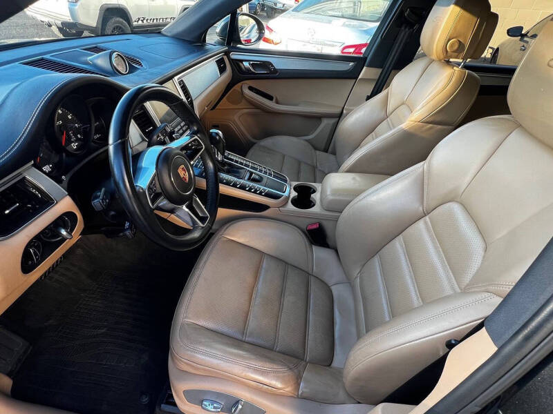 2017 Porsche Macan GTS