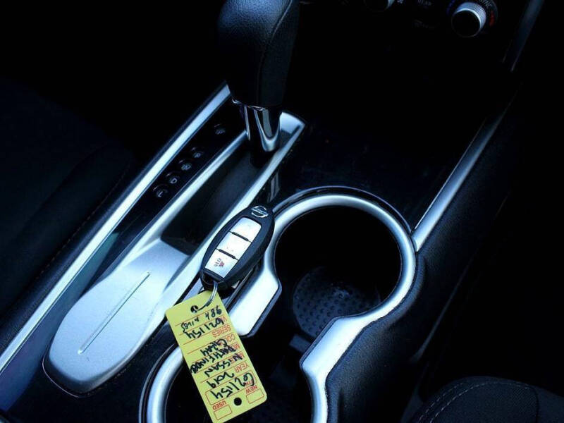 2019 Nissan Pathfinder S