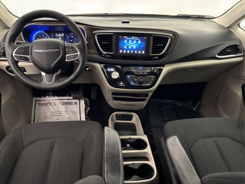 2018 Chrysler Pacifica LX