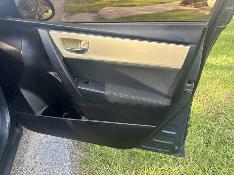 2017 Toyota Corolla LE