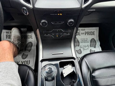 2019 Ford Edge SEL