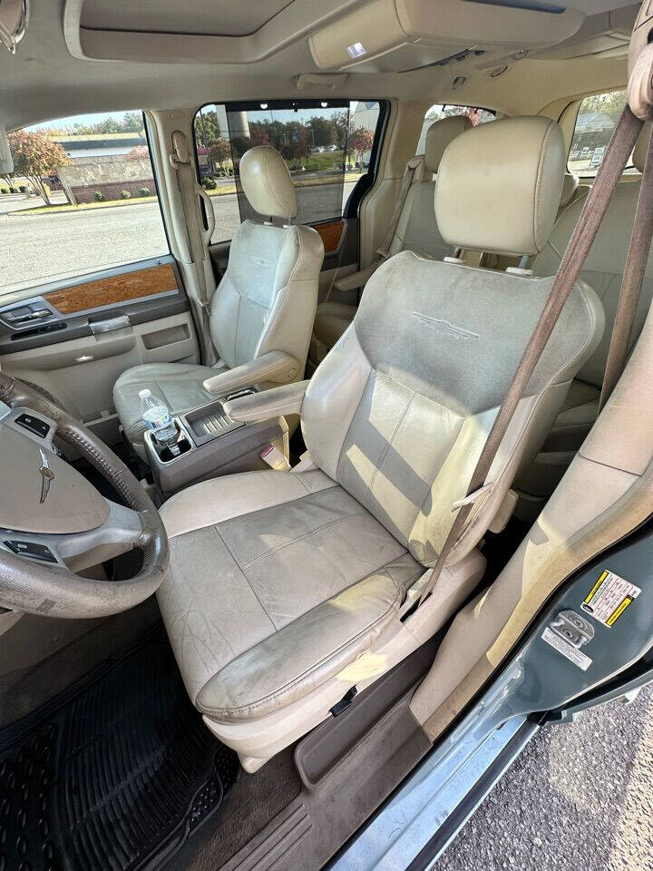 2008 Chrysler Town and Country for sale at Concord Auto Mall in Concord, NC