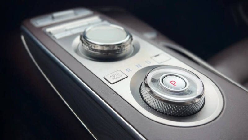 2022 Genesis GV70 2.5T Standard