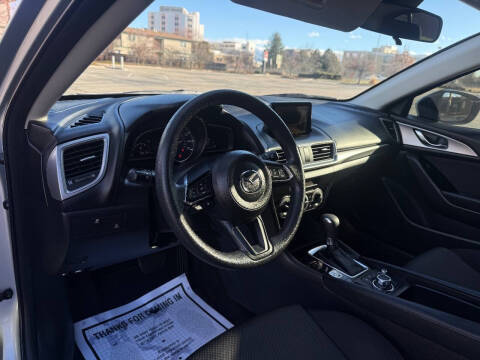 2018 Mazda MAZDA3 Sport