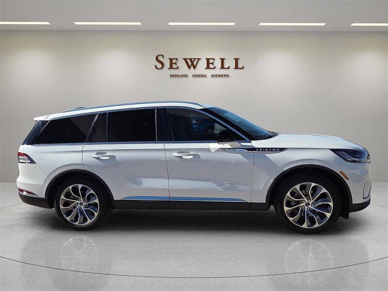 2025 Lincoln Aviator Reserve