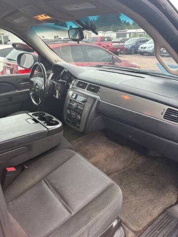 2010 Chevrolet Suburban LS