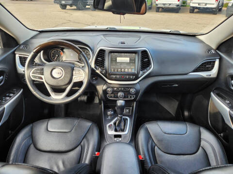 2017 Jeep Cherokee Overland