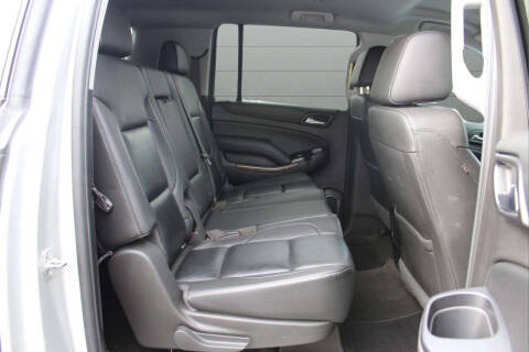 2017 Chevrolet Suburban LT