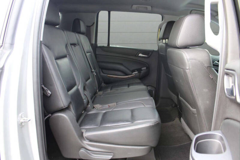 2017 Chevrolet Suburban LT