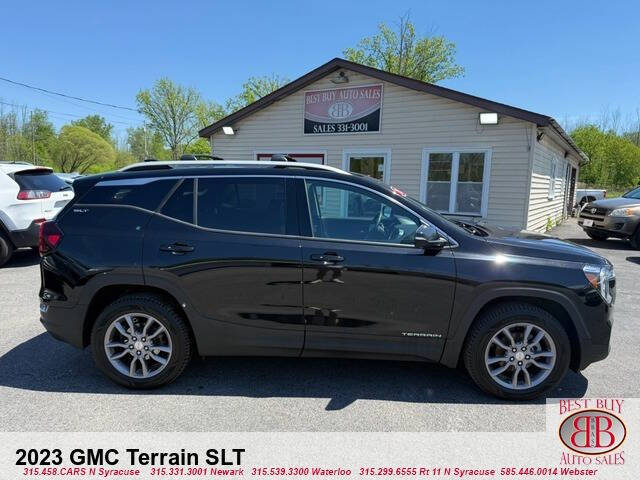 2023 GMC Terrain SLT