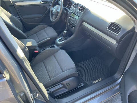 2012 Volkswagen Golf 2.5L PZEV