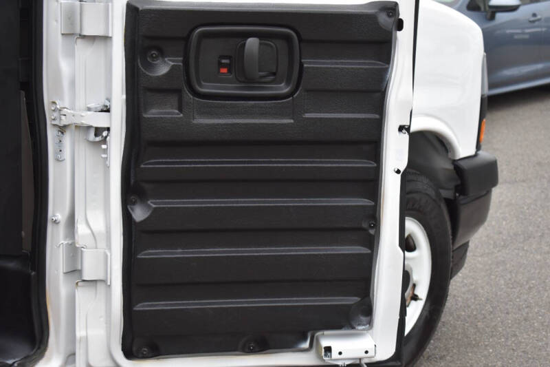 2021 GMC Savana 2500