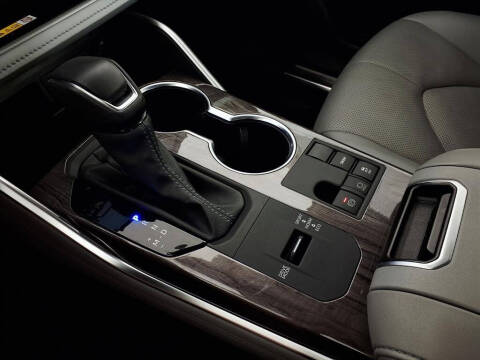 2024 Toyota Highlander Platinum