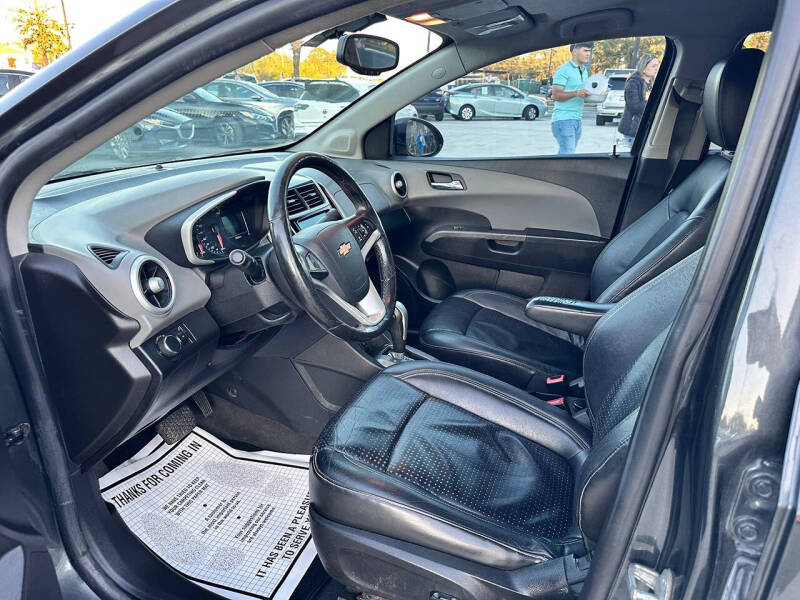 2017 Chevrolet Sonic Premier Auto