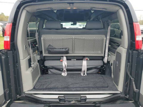 2024 GMC Savana 2500