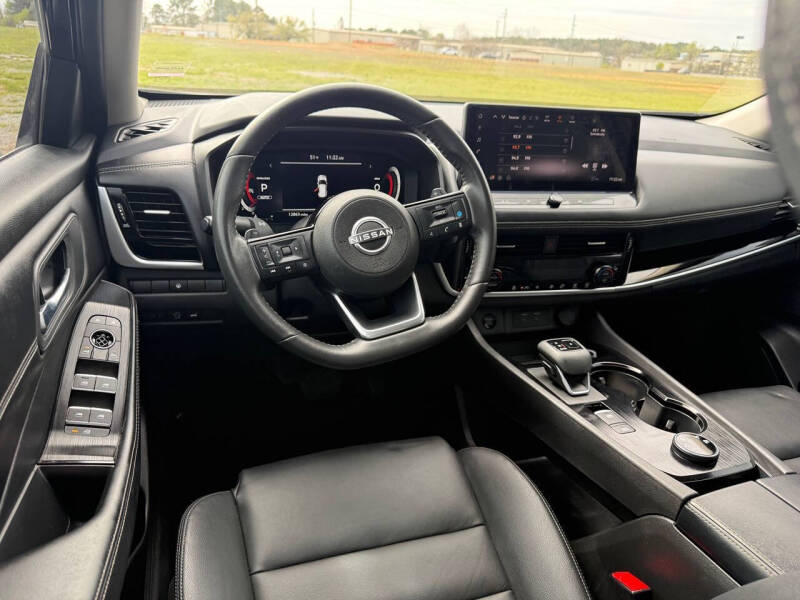 2024 Nissan Rogue SL