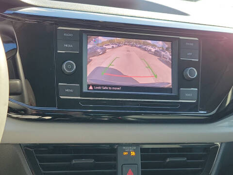 2024 Volkswagen Taos S