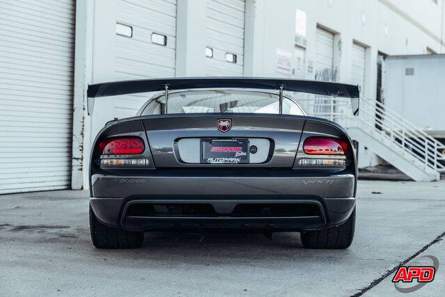 2009 Dodge Viper SRT 10