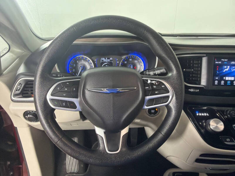 2019 Chrysler Pacifica LX