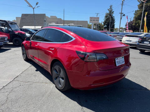 2020 Tesla Model 3 Standard Range