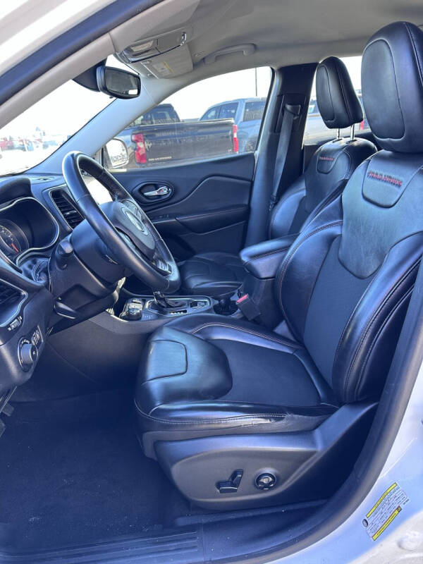 2019 Jeep Cherokee Trailhawk