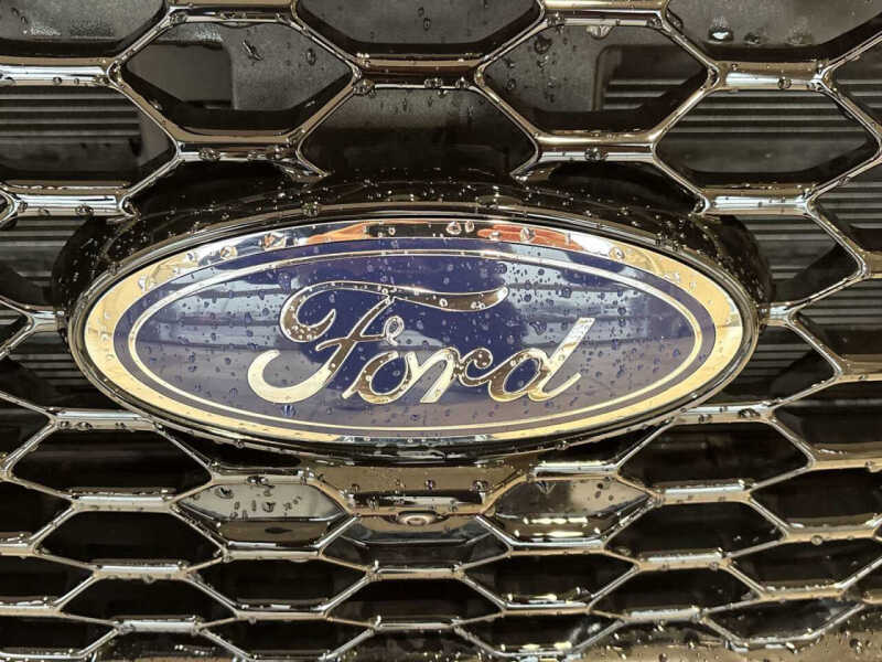 2022 Ford Edge ST