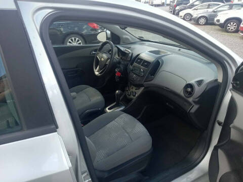 2012 Chevrolet Sonic LS