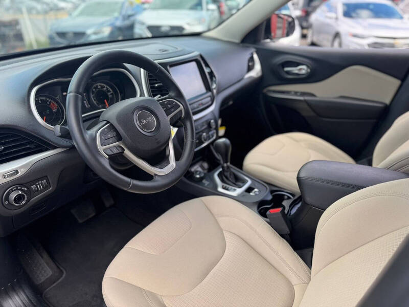 2017 Jeep Cherokee Latitude