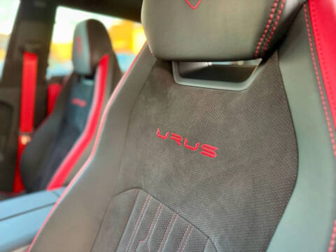 2024 Lamborghini Urus S