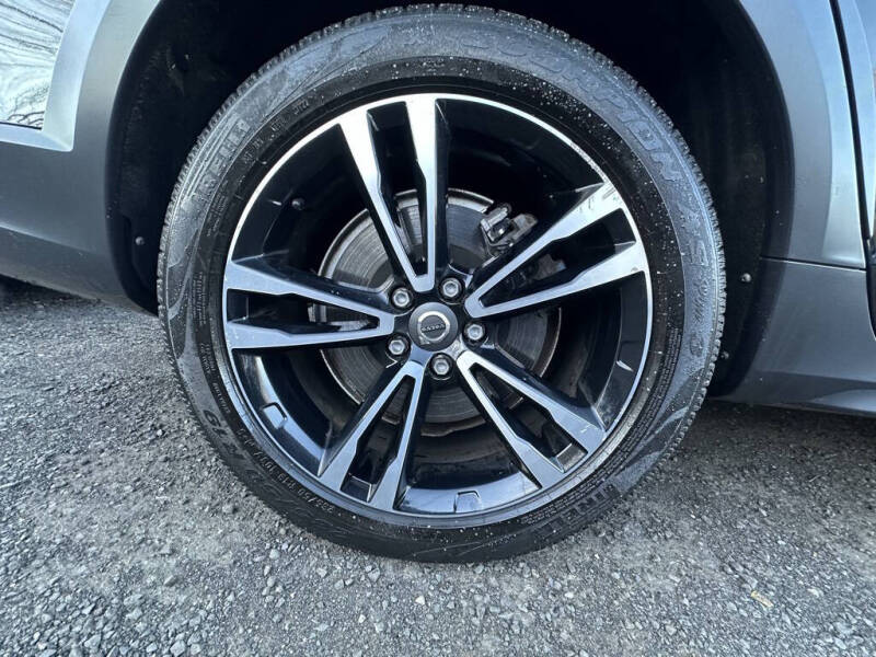 2018 Volvo V90 Cross Country T5