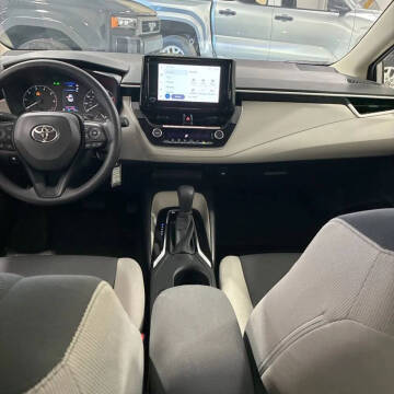 2025 Toyota Corolla Hybrid LE