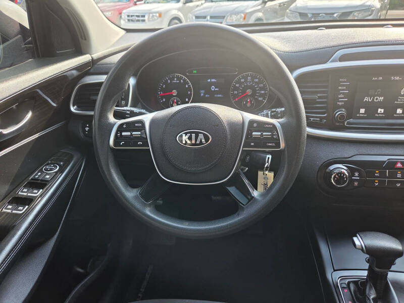 2020 Kia Sorento LX