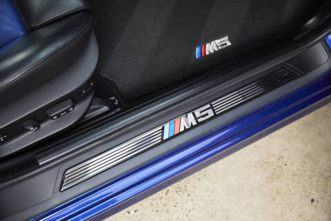 2002 BMW M5