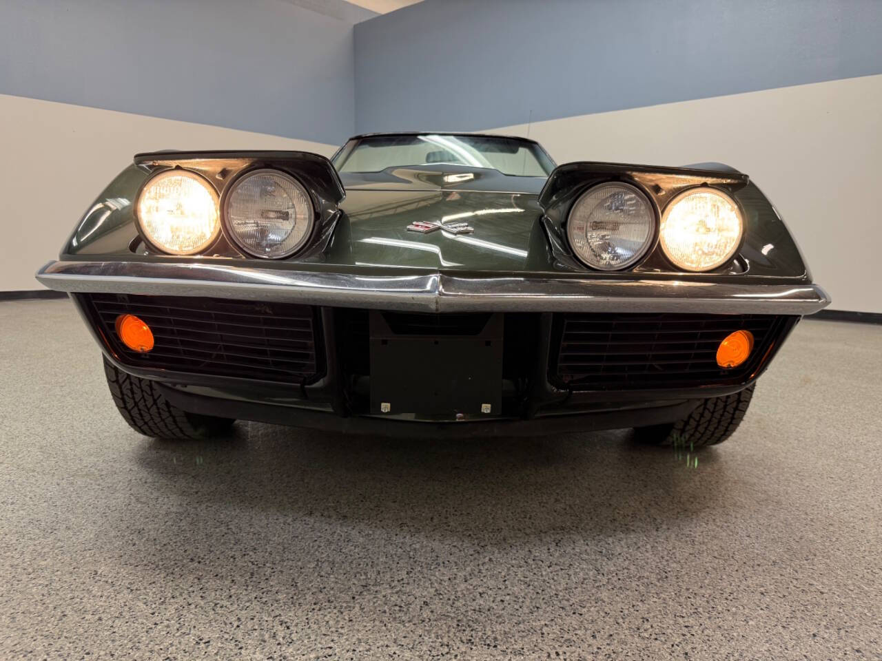 1969 Chevrolet Corvette 21