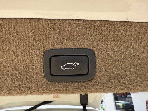 2015 Volvo XC70 T5 Drive-E Premier Plus