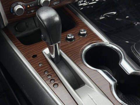 2018 Nissan Pathfinder Platinum