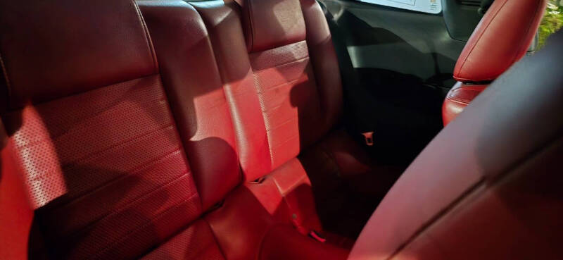 2005 Ford Mustang GT Deluxe