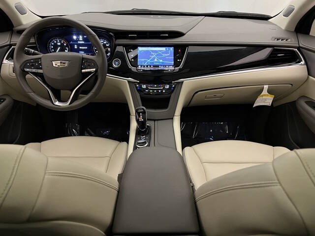 2025 Cadillac XT6 Premium Luxury