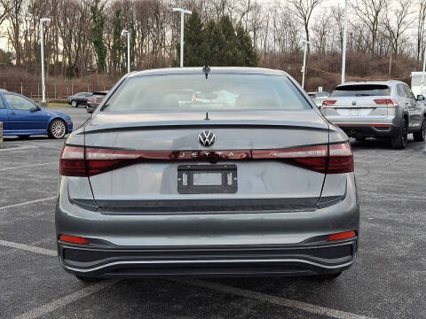 2025 Volkswagen Jetta S