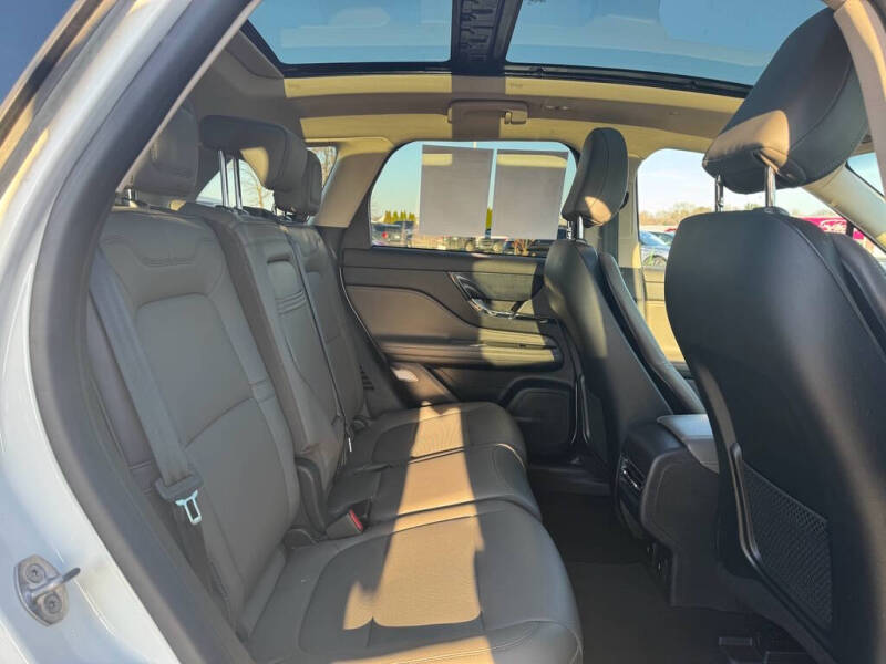 2023 Lincoln Corsair Standard