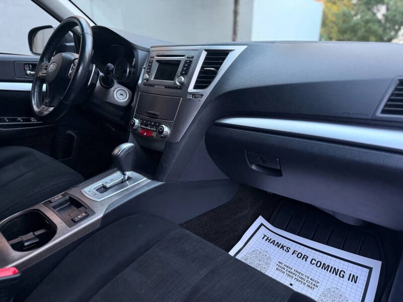 2013 Subaru Outback 2.5i Premium