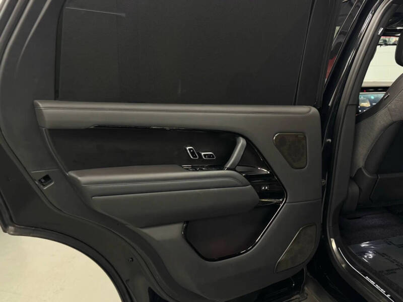 2023 Land Rover Range Rover P530 SV LWB